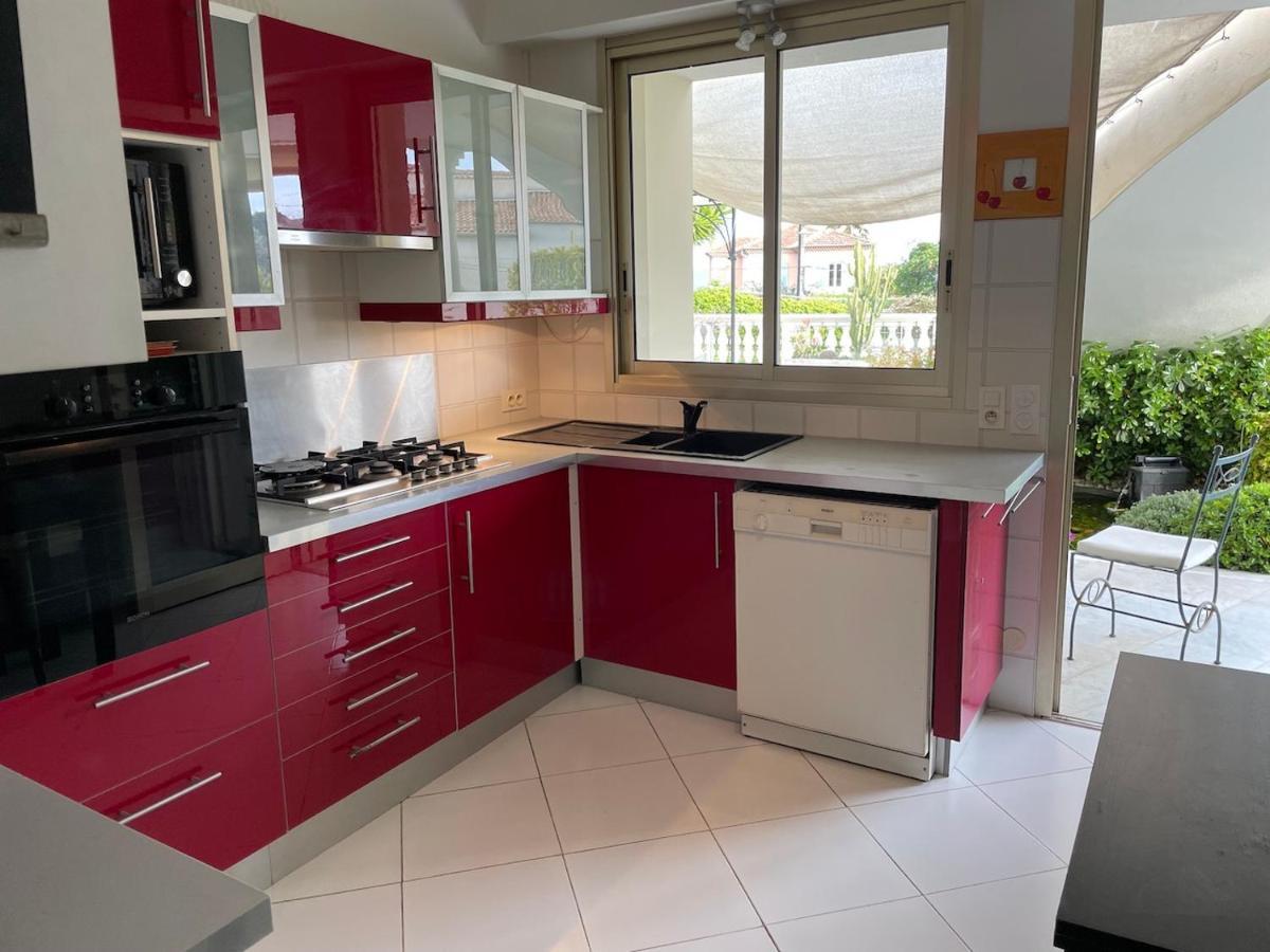 Rez De Jardin De 65M2 Dans Villa A Nice Bagian luar foto